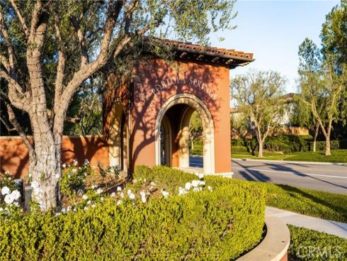 102  Capricorn  , Irvine, CA