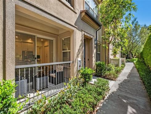 102  Capricorn  , Irvine, CA