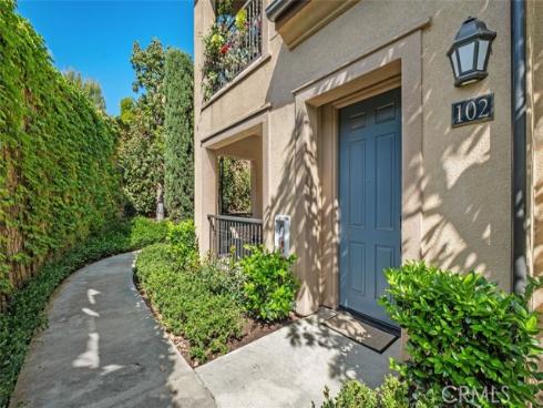 102  Capricorn  , Irvine, CA