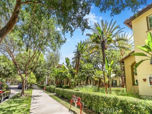 32 Perennial , Irvine, CA