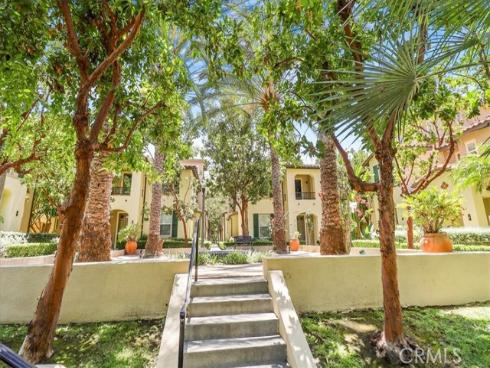 32 Perennial , Irvine, CA