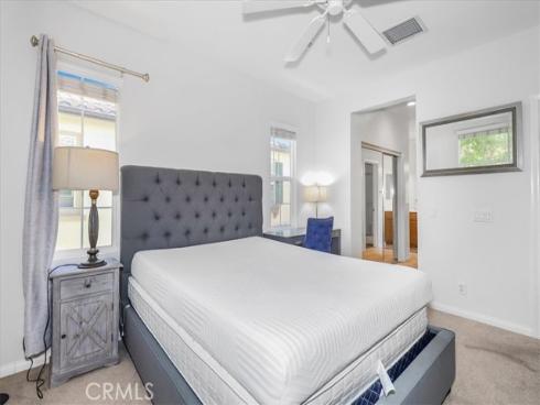 32 Perennial , Irvine, CA