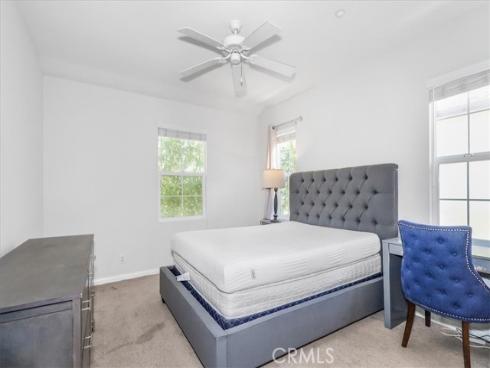 32 Perennial , Irvine, CA