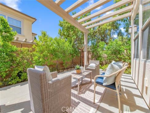 117  Gemstone  , Irvine, CA
