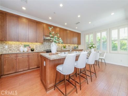 117  Gemstone  , Irvine, CA
