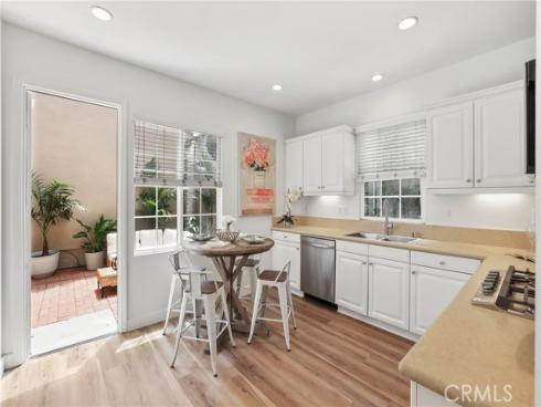 46 Arborside , Irvine, CA