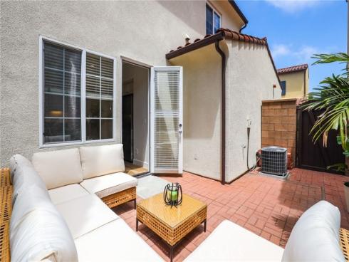 46 Arborside , Irvine, CA