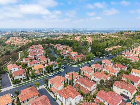 46 Arborside , Irvine, CA