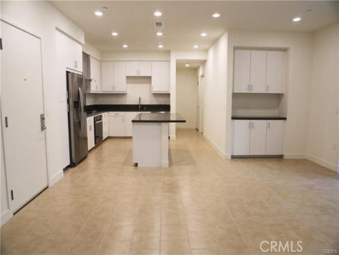 1304 Nolita