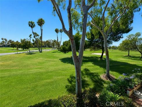 11 Las Brisas 6 , Irvine, CA