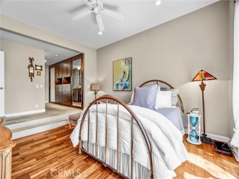 11 Las Brisas 6 , Irvine, CA