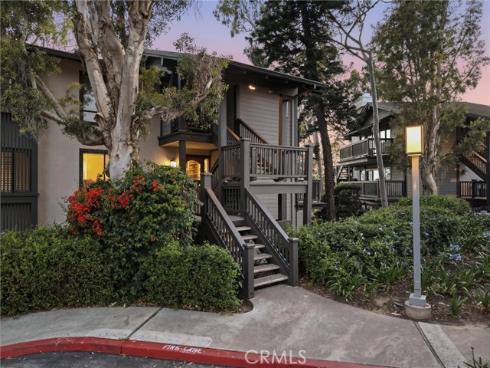 11 Las Brisas 6 , Irvine, CA