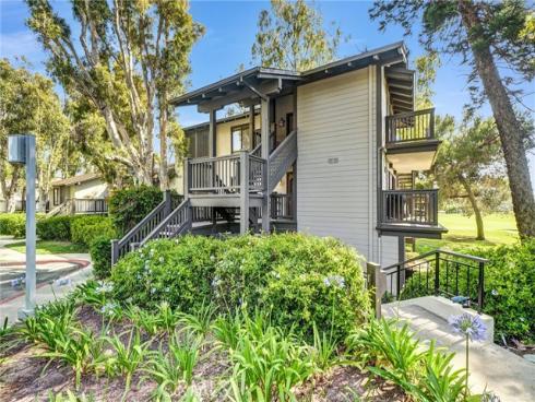 11 Las Brisas 6 , Irvine, CA