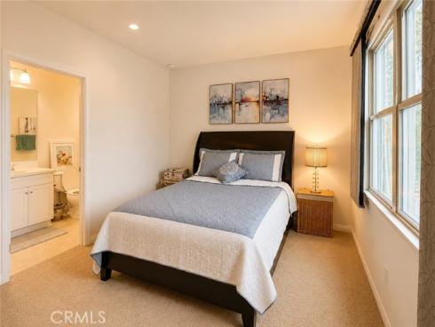 66 Overbrook , Irvine, CA