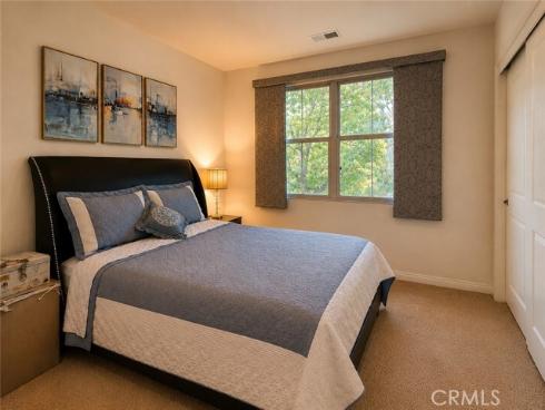66 Overbrook , Irvine, CA