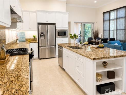 66 Overbrook , Irvine, CA