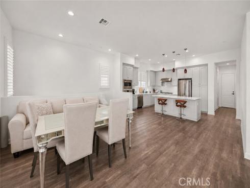 156 Follyhatch , Irvine, CA