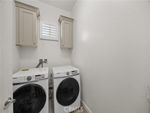 156 Follyhatch , Irvine, CA