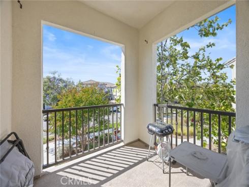 156 Follyhatch , Irvine, CA