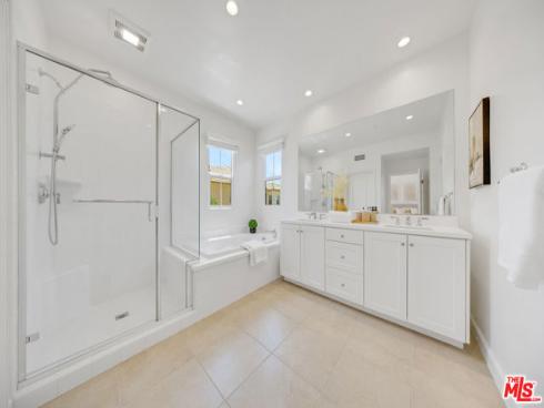 116 Mistletoe , Irvine, CA