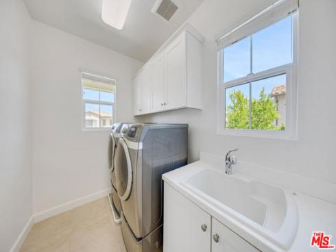 116 Mistletoe , Irvine, CA