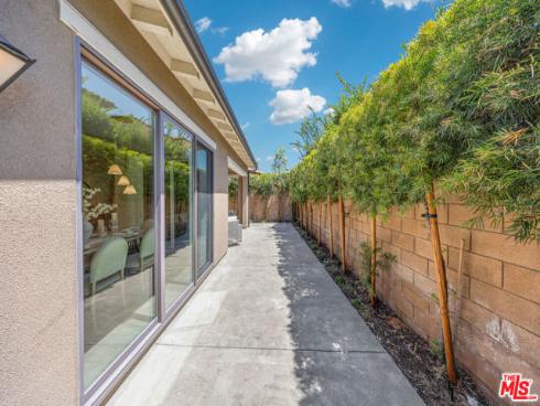 116 Mistletoe , Irvine, CA
