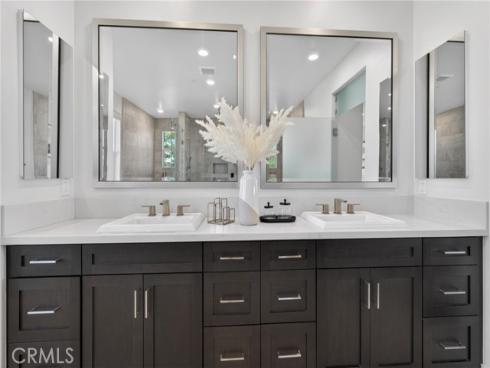 64 Chasma, Irvine, Ca , Irvine, CA