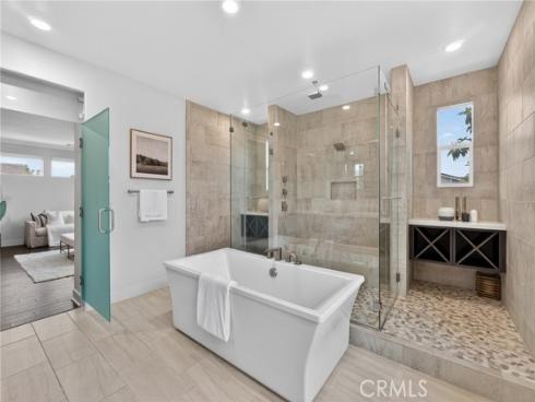 64 Chasma, Irvine, Ca , Irvine, CA