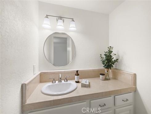 5 Morningside , Irvine, CA