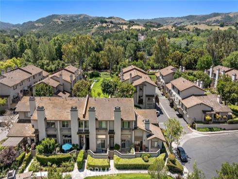 5 Morningside , Irvine, CA