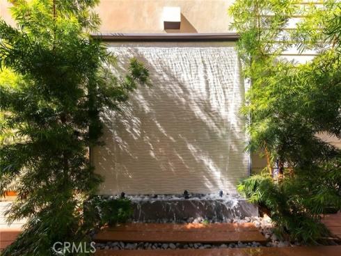 112  Spiral  , Irvine, CA