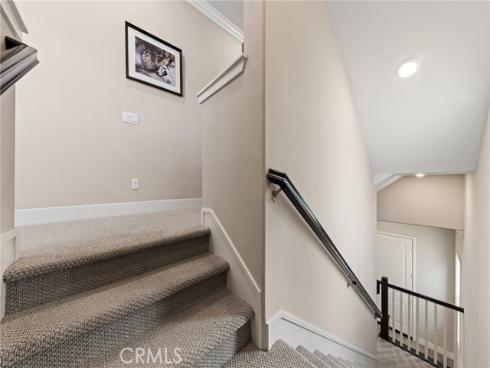 112  Spiral  , Irvine, CA