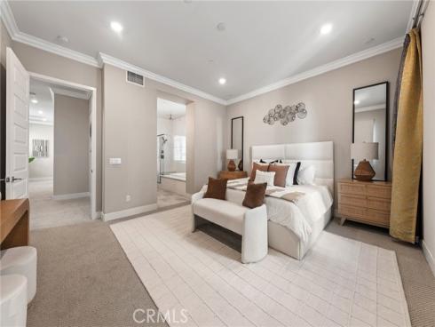 112  Spiral  , Irvine, CA