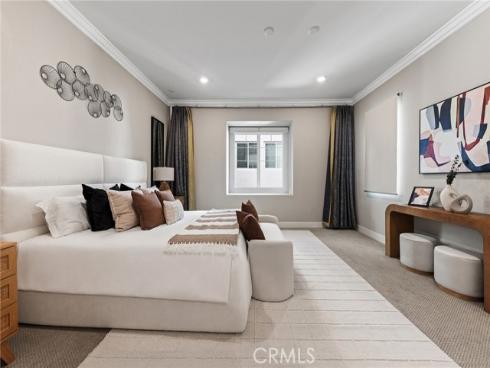 112  Spiral  , Irvine, CA