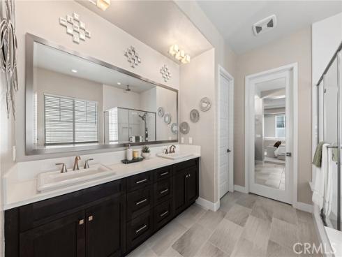 112  Spiral  , Irvine, CA