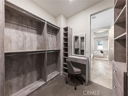 112  Spiral  , Irvine, CA