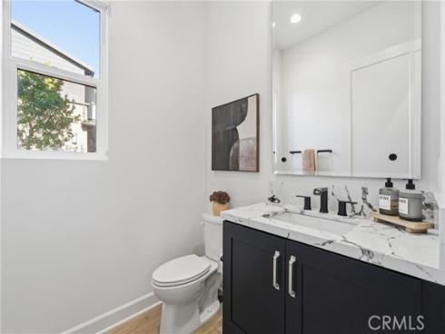 124 Chant , Irvine, CA