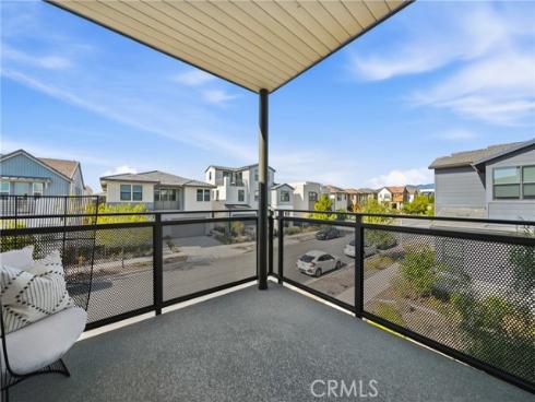 124 Chant , Irvine, CA