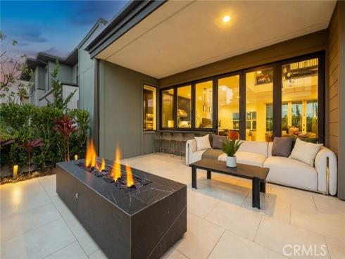 124 Chant , Irvine, CA