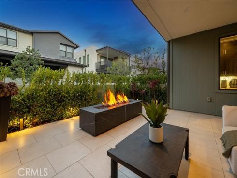 124 Chant , Irvine, CA