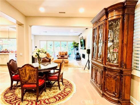 55  Fenway  , Irvine, CA