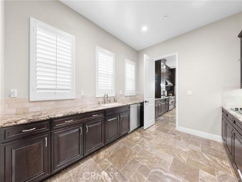 55  Fenway  , Irvine, CA
