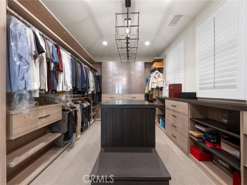 55  Fenway  , Irvine, CA