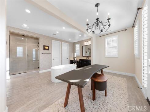 55  Fenway  , Irvine, CA