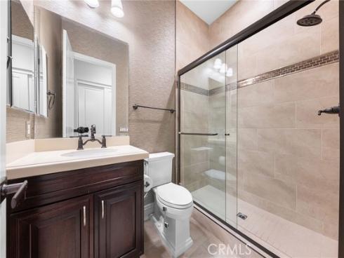 55  Fenway  , Irvine, CA
