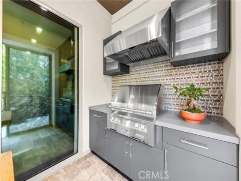 55  Fenway  , Irvine, CA