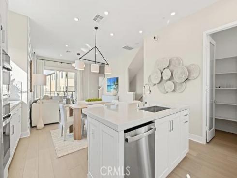 812 Sonia , Irvine, CA