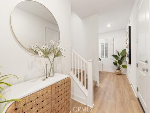 470 Lobata , Irvine, CA