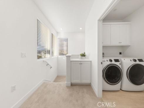 470 Lobata , Irvine, CA