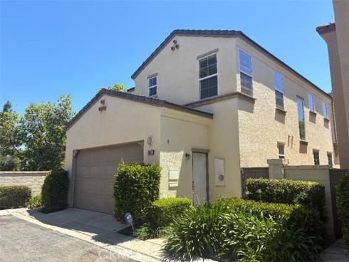 65 Figtree , Irvine, CA